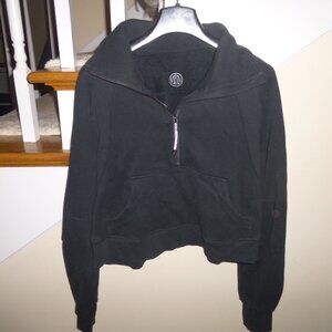 LULULEMON SCUBA OVERSIZED FUNNEL-NECK HALF ZIP, XS/S, BLACK MODEL LW3FJ6S